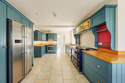 Eggleshope House East_030_web.jpg