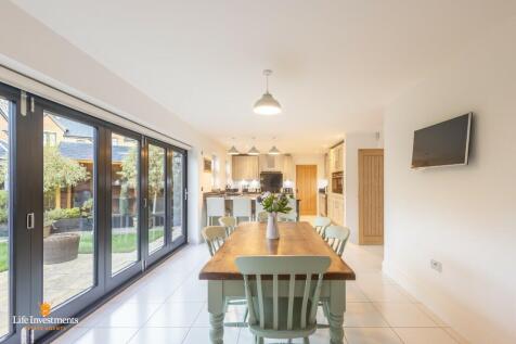 Kitchen-Family Room