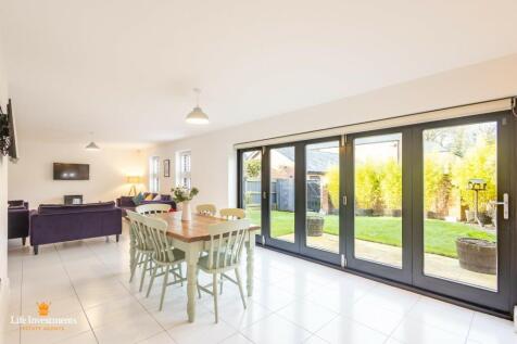 Kitchen-Family Room