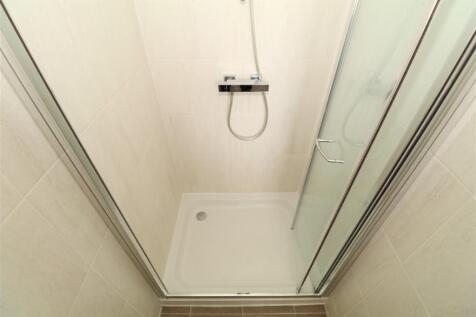 Bed One En-Suite