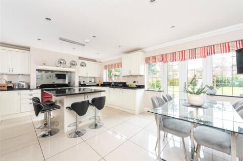 Kitchen/Breakfast Rm