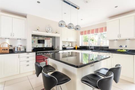 Kitchen/Breakfast Rm