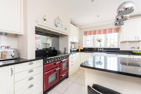 Kitchen/Breakfast Rm