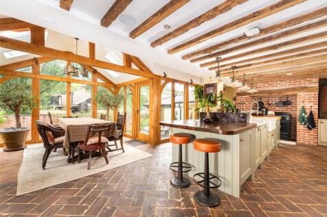 Kitchen/Breakfast Rm