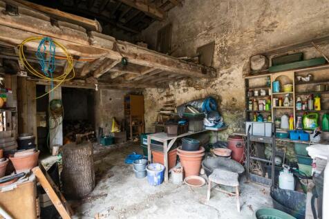 Barn Internals I.jpg