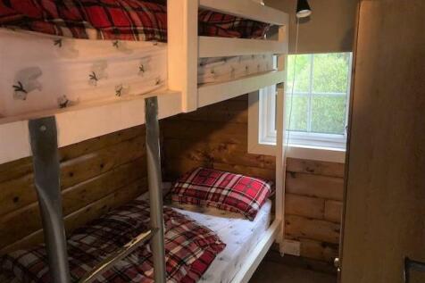 Bedroom 2.jpg