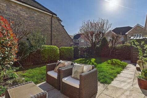 CAM04273G0-PR0115...