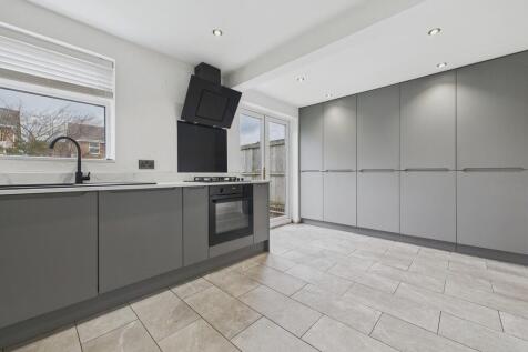 CAM04273G0-PR0119...