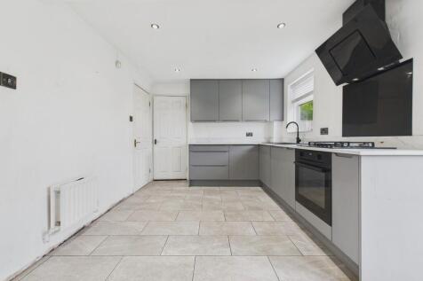 CAM04273G0-PR0119...