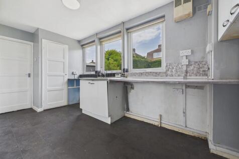 CAM04273G0-PR0141...