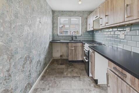 CAM04273G0-PR0151...