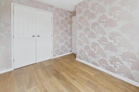 CAM04273G0-PR0151...