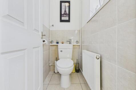 CAM04273G0-PR0154...