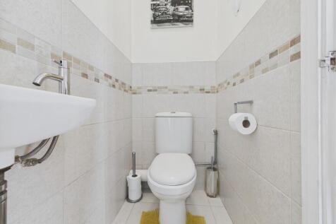 CAM04273G0-PR0154...