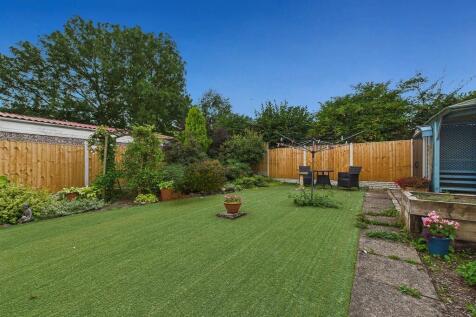 CAM04273G0-PR0172...