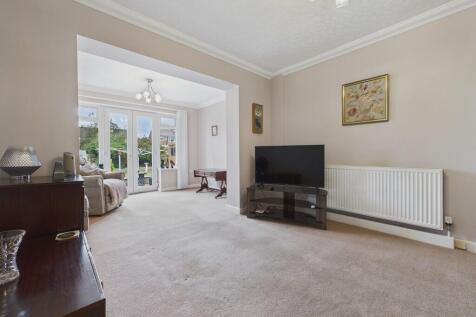 CAM04273G0-PR0185...