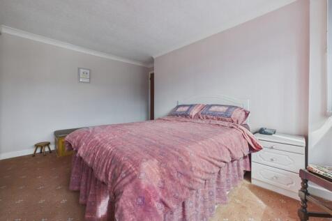 CAM04273G0-PR0185...