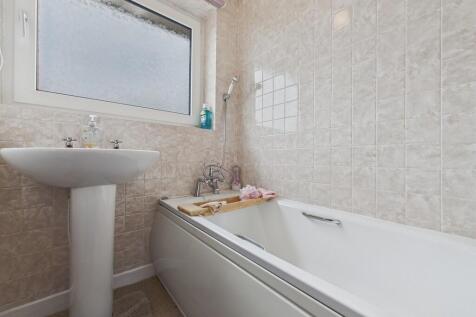 CAM04273G0-PR0185...