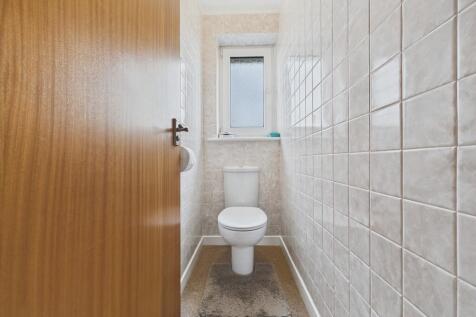 CAM04273G0-PR0185...