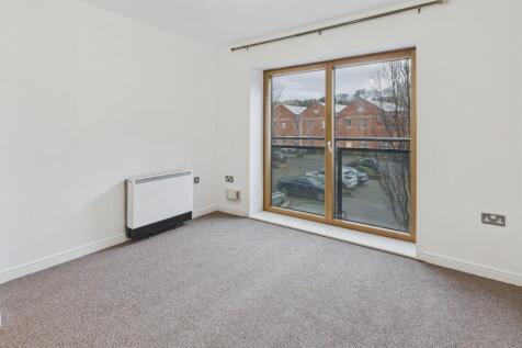 CAM04273G0-PR0225...