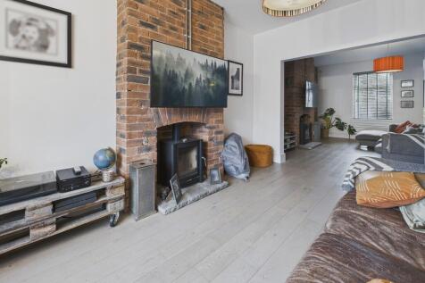 CAM04273G0-PR0201...