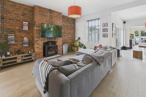 CAM04273G0-PR0201...