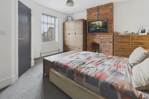 CAM04273G0-PR0201...