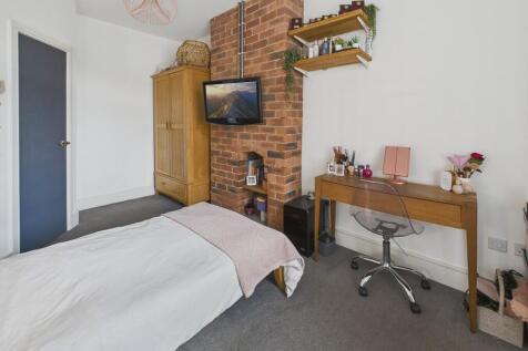 CAM04273G0-PR0201...