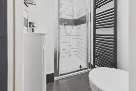 CAM04273G0-PR0201...