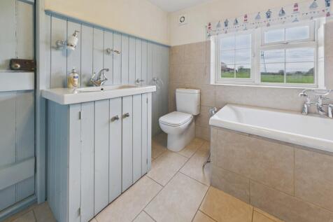 CAM04273G0-PR0214...