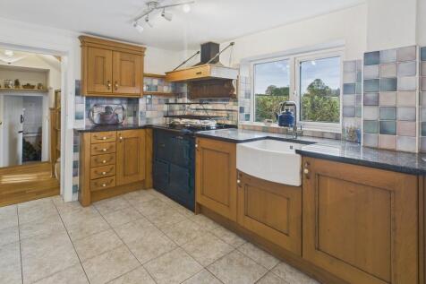 CAM04273G0-PR0214...