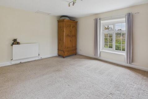 CAM04273G0-PR0214...