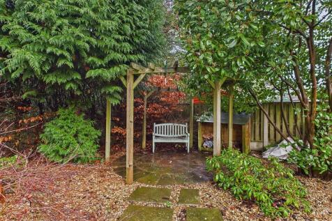 CAM04273G0-PR0235...