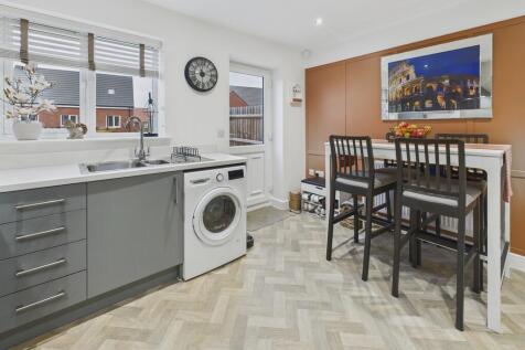 CAM04273G0-PR0241...