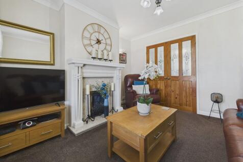 CAM04273G0-PR0153...