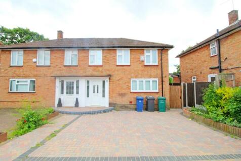 3 bedroom houses to rent in edgware, middlesex - rightmove