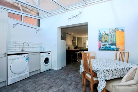 Conservatory/Utility/Dining 