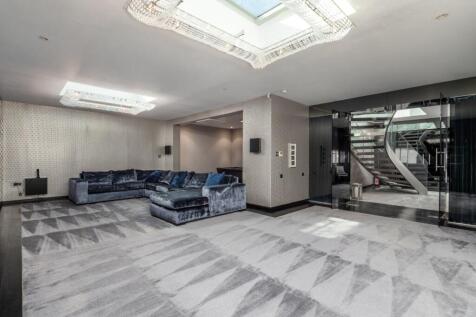 Entertainment Room