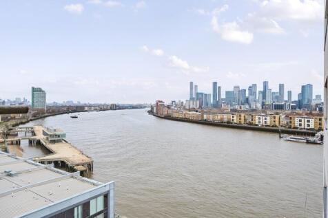 1393168-3-69401cc...