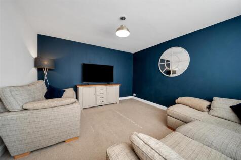 41 Dryden Rd-26.jpg