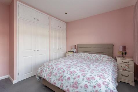 Three Gables Bedroom 4-2.jpg