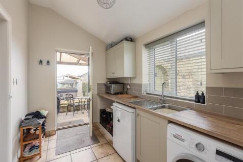 Cherry Tree Cottage Utility Room.jpg