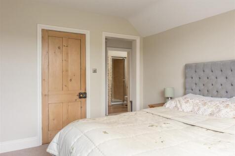 Cherry Tree Cottage Bedroom 1-3.jpg