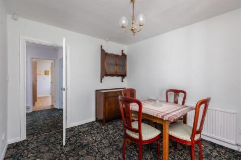 West Garth 43 Bedroom 2-2.jpg
