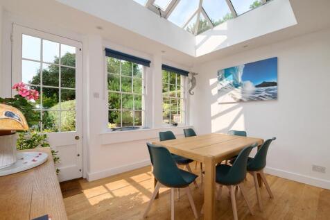 BA15 2HGBREAKFAST ROOM LO RES_.jpg