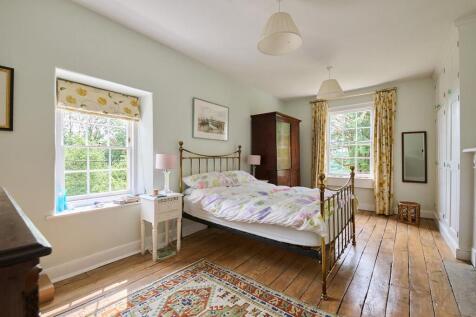 BA15 2HG BEDROOM 1 LO RES_.jpg