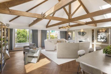 Stunning Reception