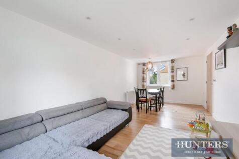 OAKLEY COURT (8).jpg