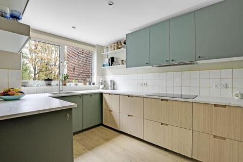 05-b1eeJHPropWorld - 53 Ormanton Road - 14-medium.