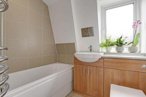 05-fe0cJHPropWorld - 9 Prospect Close - 25.jpg